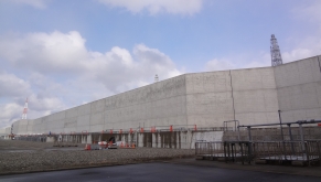 Seawall (Unit 1-4 side)